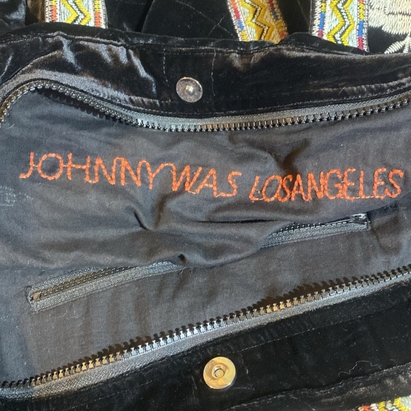 🆕 Johnny Was Santal Velvet Quilted
Tote Bag Coco - J05319-8 - Picture 7 of 8